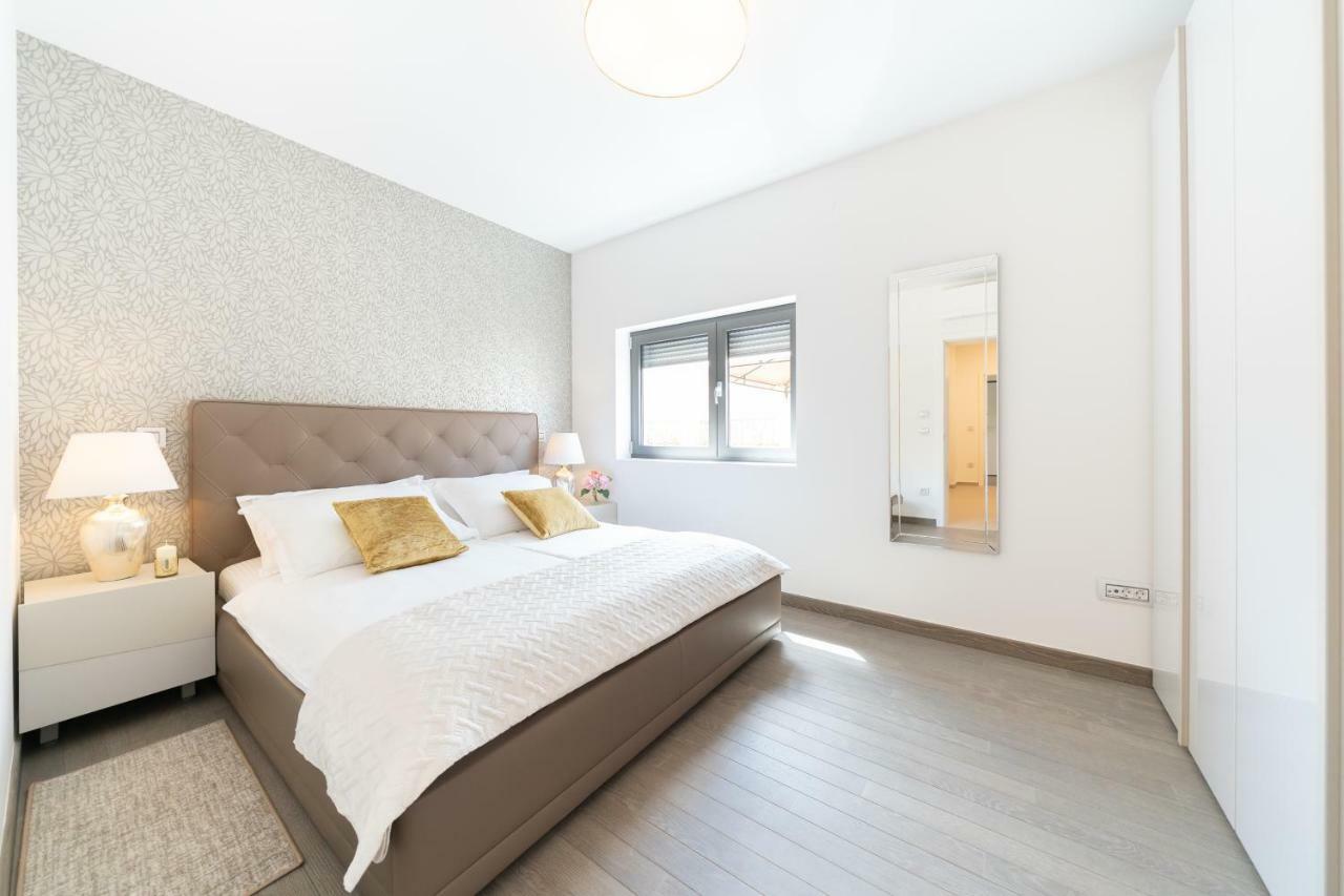 Unique Luxury Designers Apartment Zadar Exterior photo